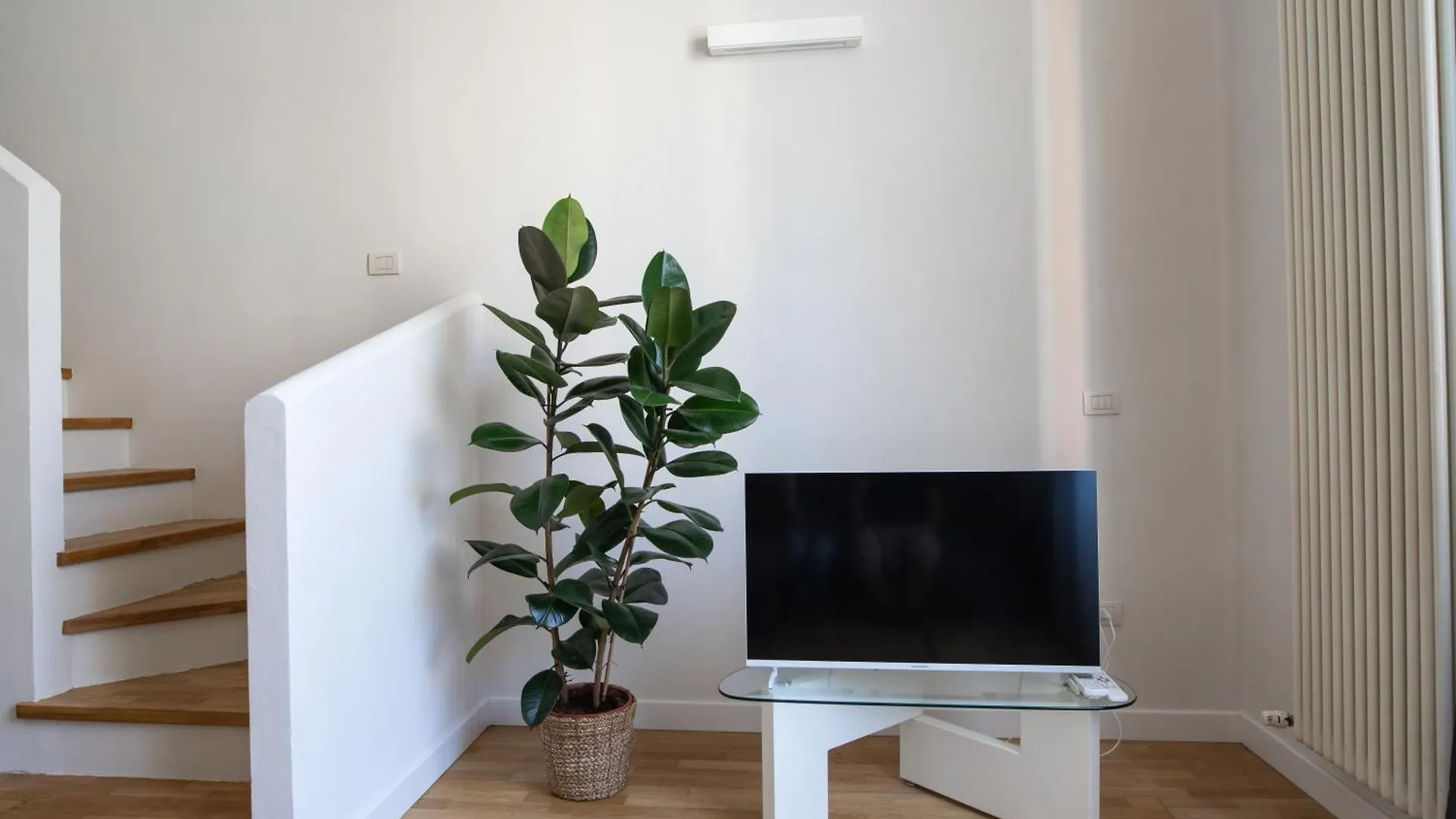 Aparthotel Santo Stefano Loft Bologna 0*,
