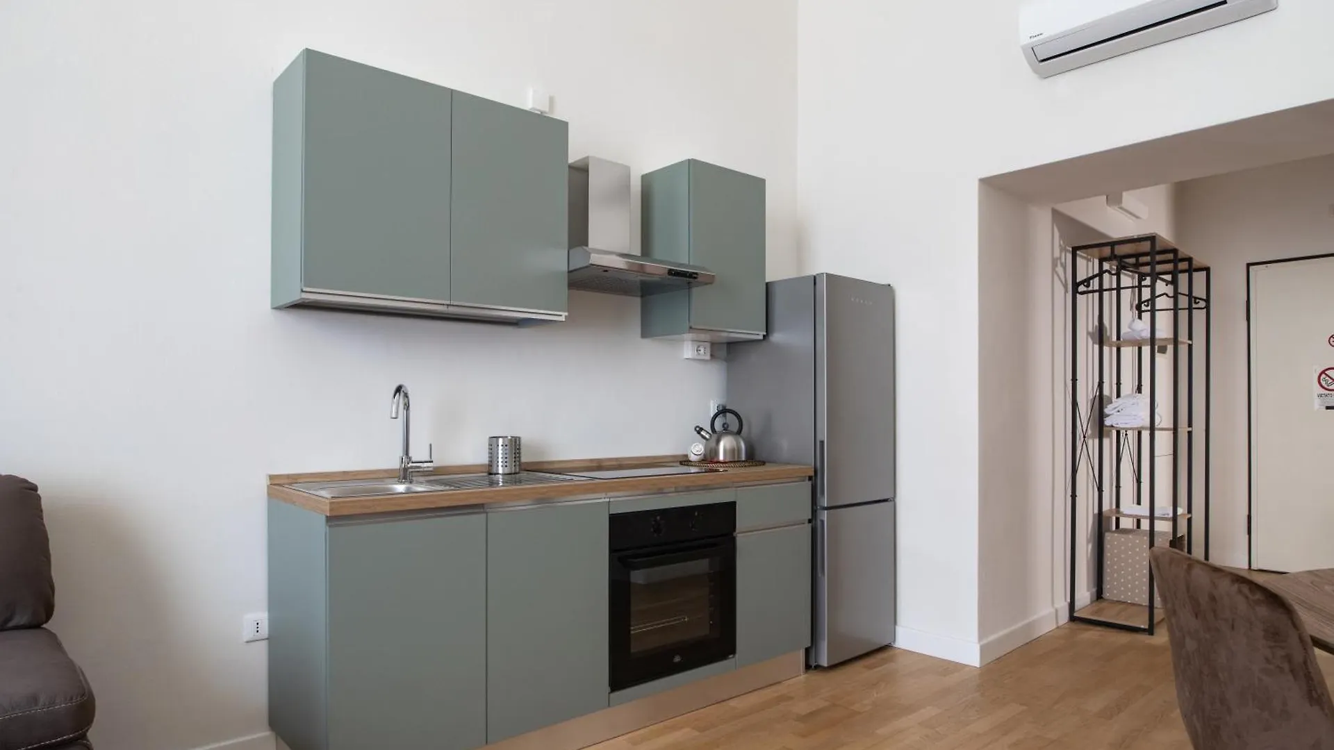 Aparthotel Santo Stefano Loft Bologna 0*,  Italia